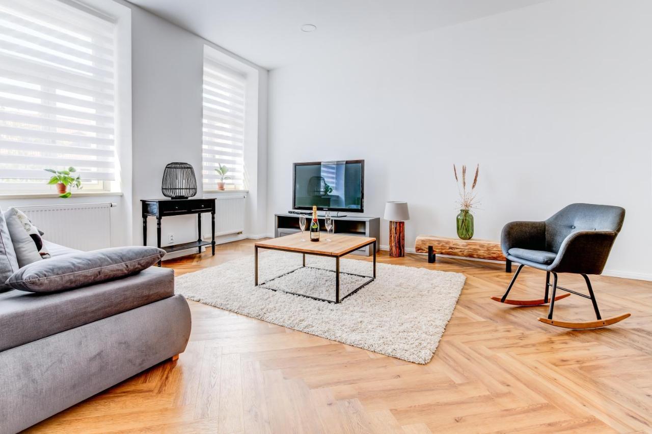Design Pension Twenty 20 Podebrady Bagian luar foto